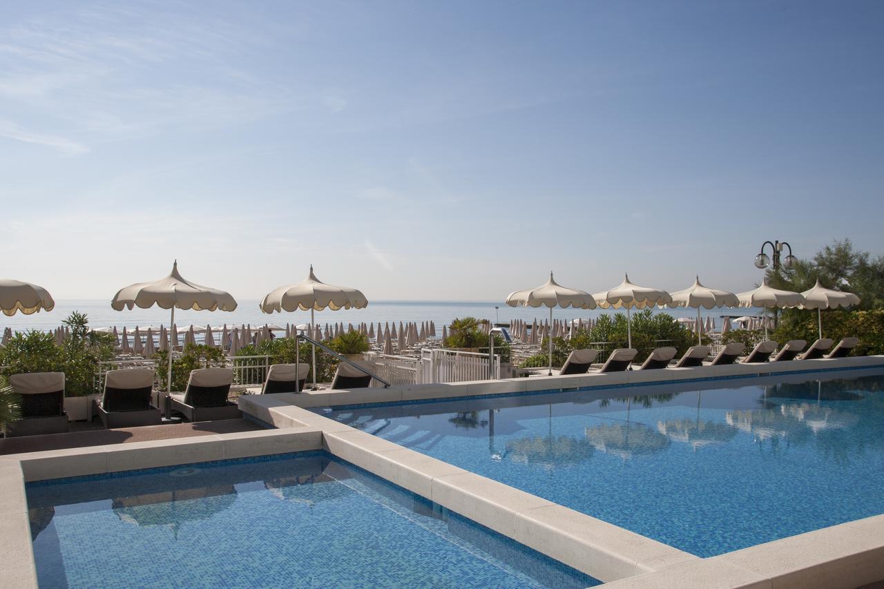 Hotel Delle Nazioni Лідо-ді-Єзоло Екстер'єр фото
