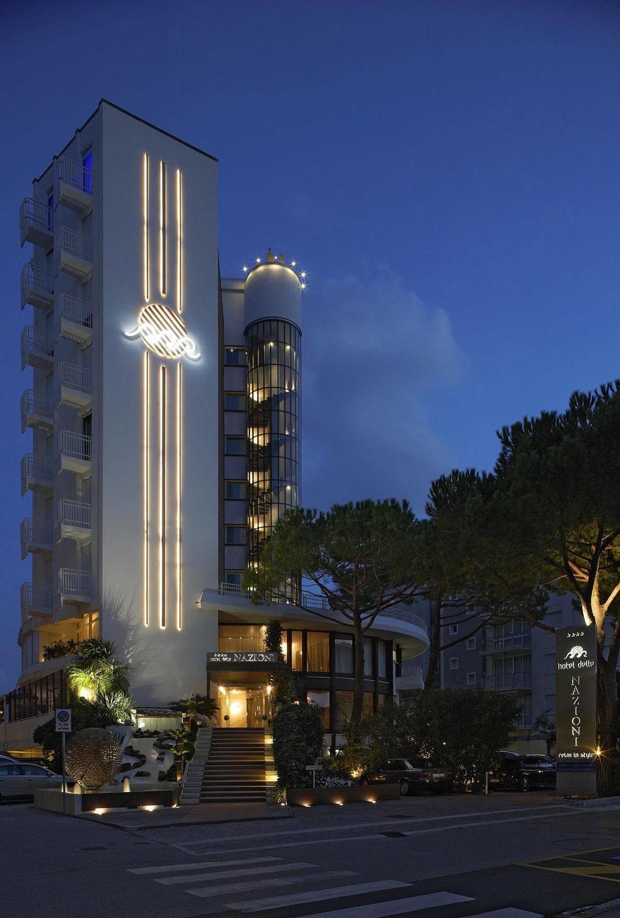 Hotel Delle Nazioni Лідо-ді-Єзоло Екстер'єр фото