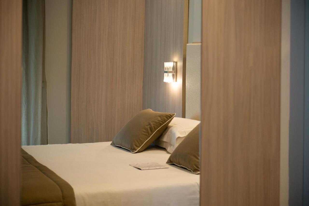 Hotel Delle Nazioni Лідо-ді-Єзоло Екстер'єр фото
